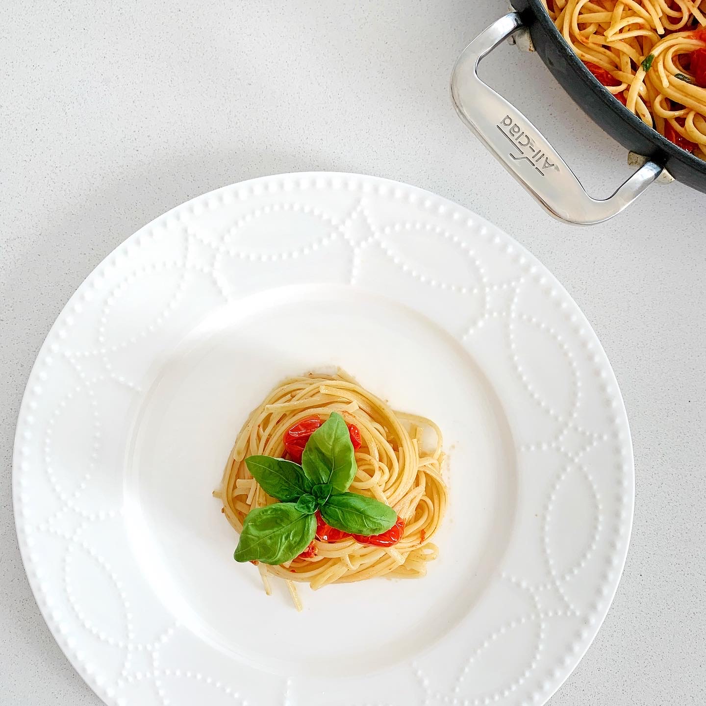 Fresh Tomato and Basil Linguine